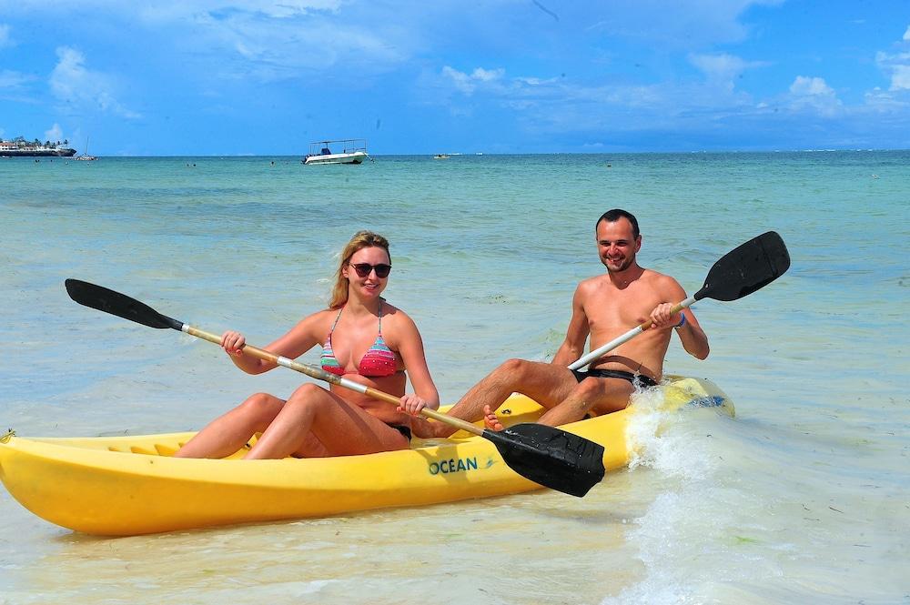 Voyager Beach Resort Момбаса Екстериор снимка