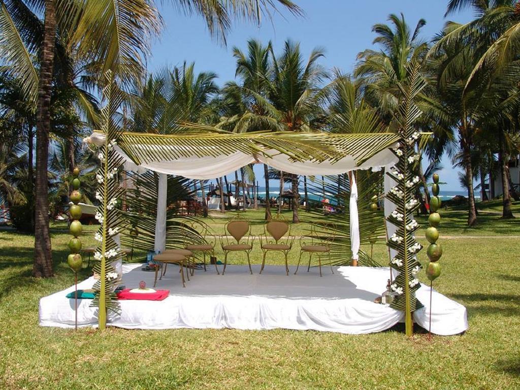 Voyager Beach Resort Момбаса Екстериор снимка