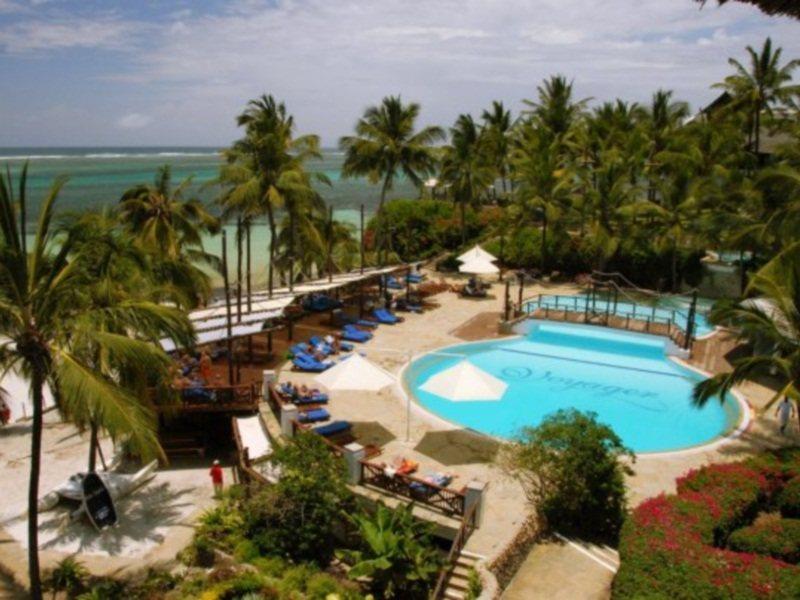 Voyager Beach Resort Момбаса Екстериор снимка